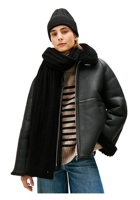 Set regalo con sciarpa e berretto morbidi NERO Tommy Hilfiger | AW0AW17994BDS